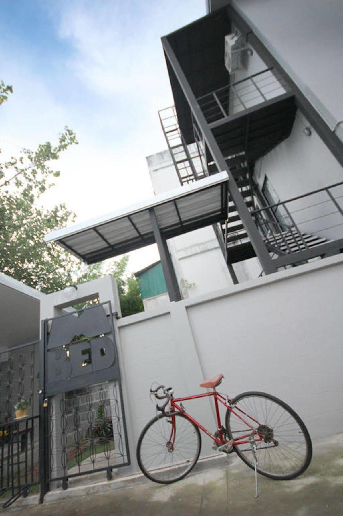 Hostel Mbed Phuket Zewnętrze zdjęcie
