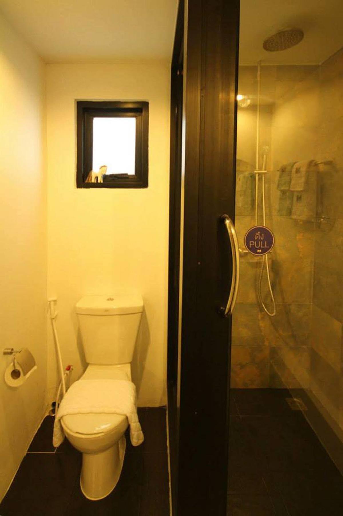 Hostel Mbed Phuket Zewnętrze zdjęcie