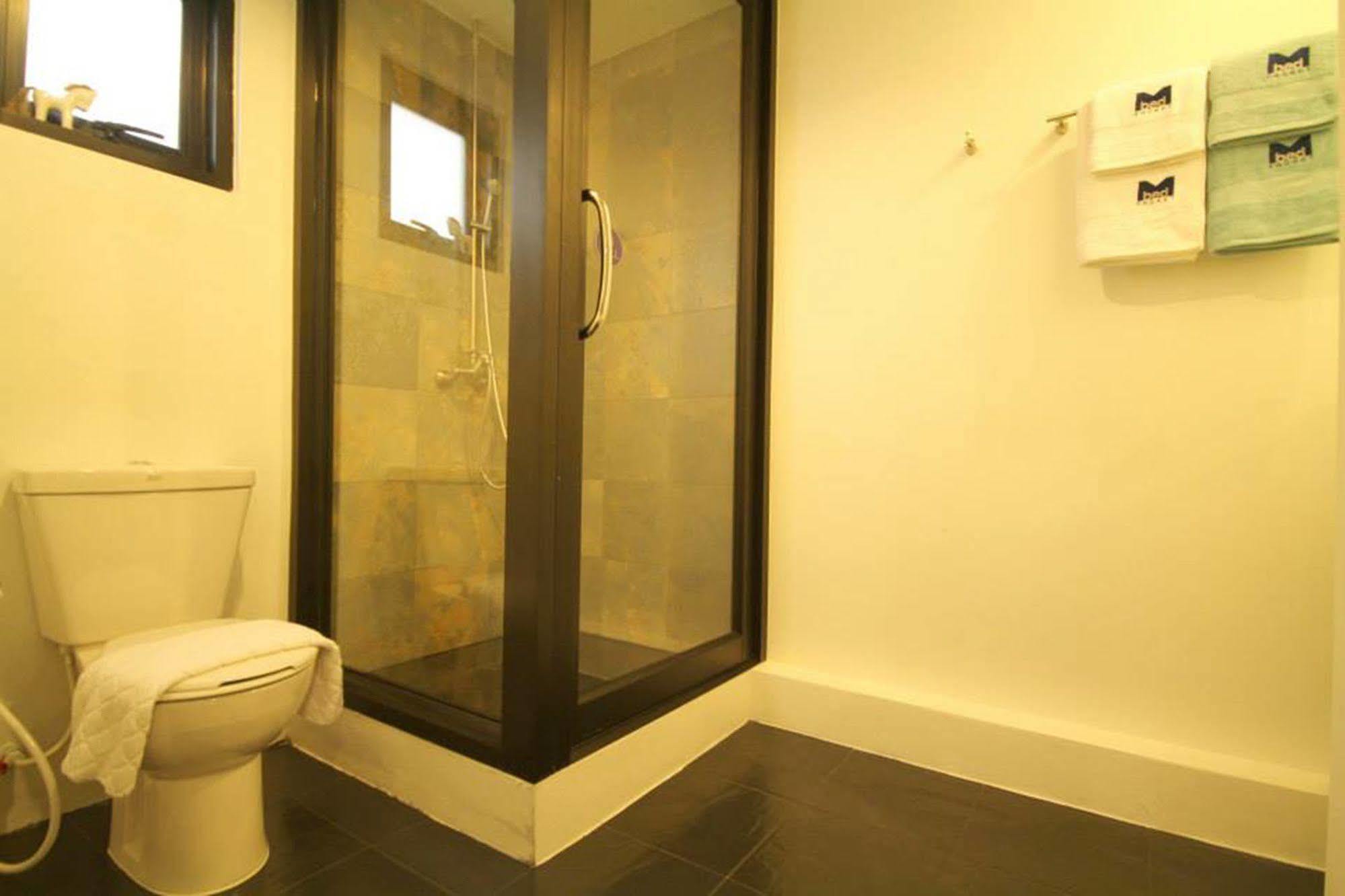 Hostel Mbed Phuket Zewnętrze zdjęcie