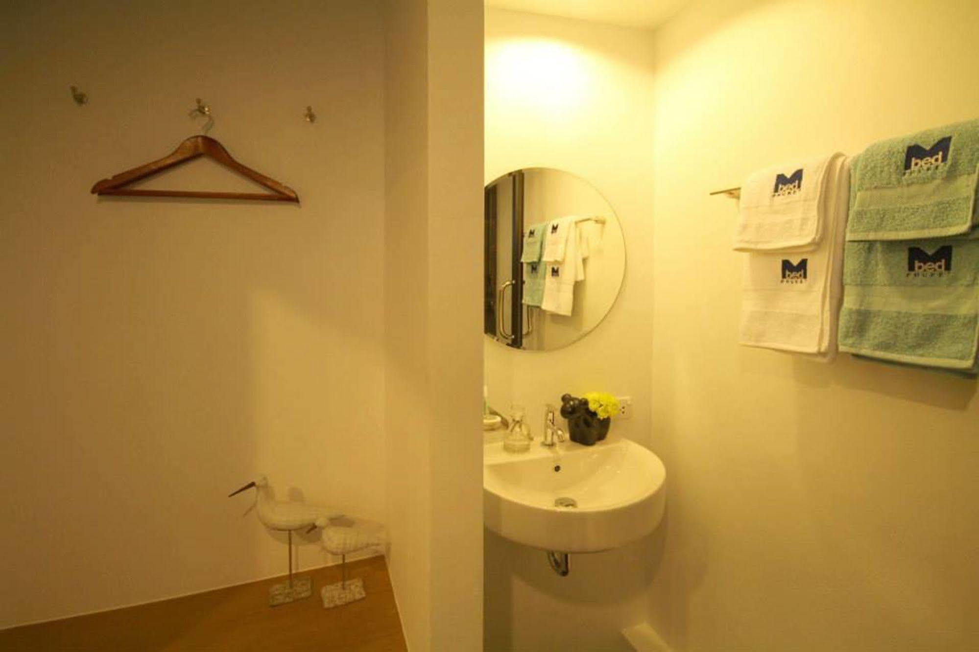 Hostel Mbed Phuket Zewnętrze zdjęcie
