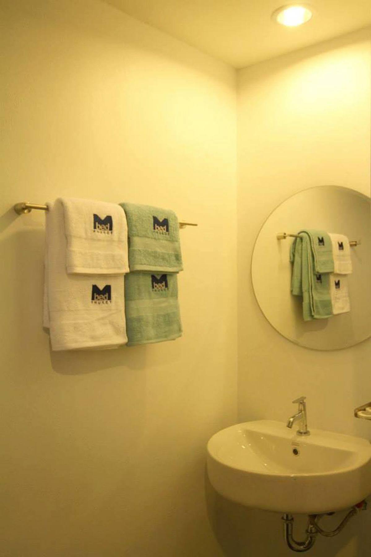 Hostel Mbed Phuket Zewnętrze zdjęcie